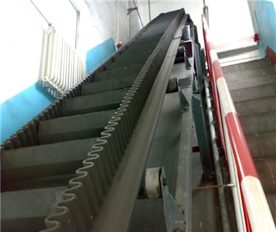 西安大傾角皮帶輸送機(jī)好品質(zhì)，值得推薦